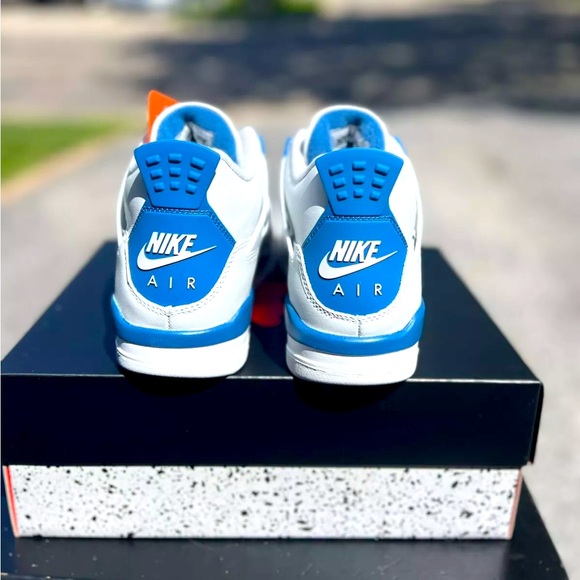🥶⛹🏼‍♂️ Nike Air Jordan 4 Retro Military Blue 🥶⛹🏼‍♂️